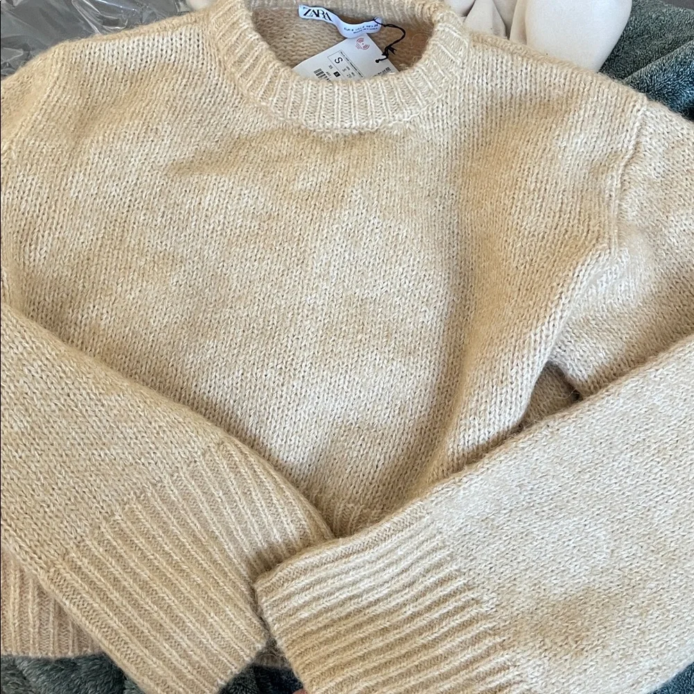 Zara Beige Ribbed Crew Neck Sweater - Picture 12 of 13
